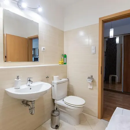 Flat On Corvin Promenade With Big Balcony Apartment Budapest Exterior photo